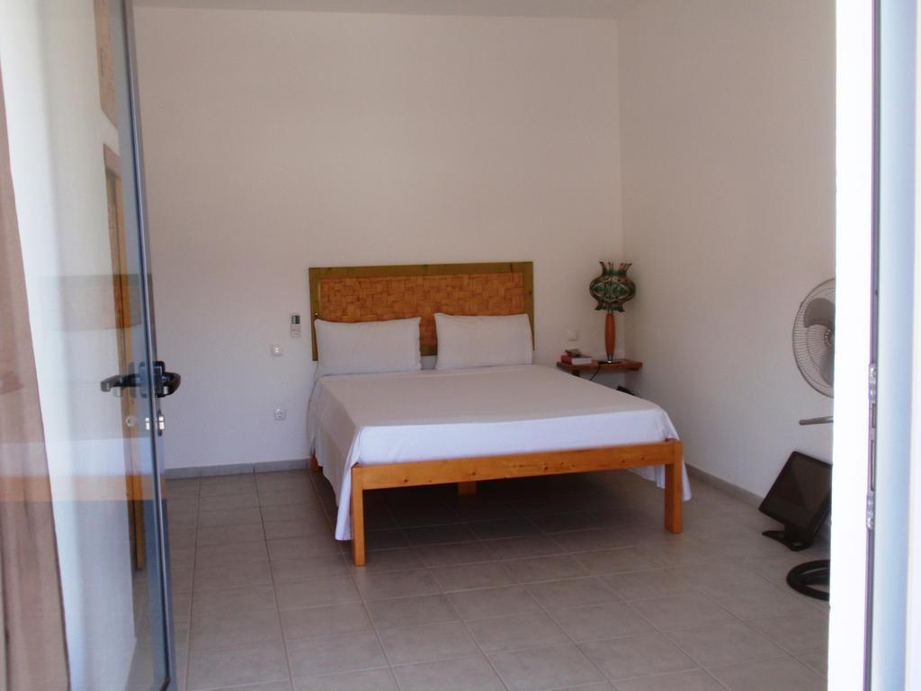 Zena Star Aparthotel Tarrafal  Стая снимка